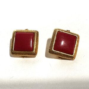 Vintage Liz Claiborne LCI Square Red Clip On Earrings Gold Tone Settings